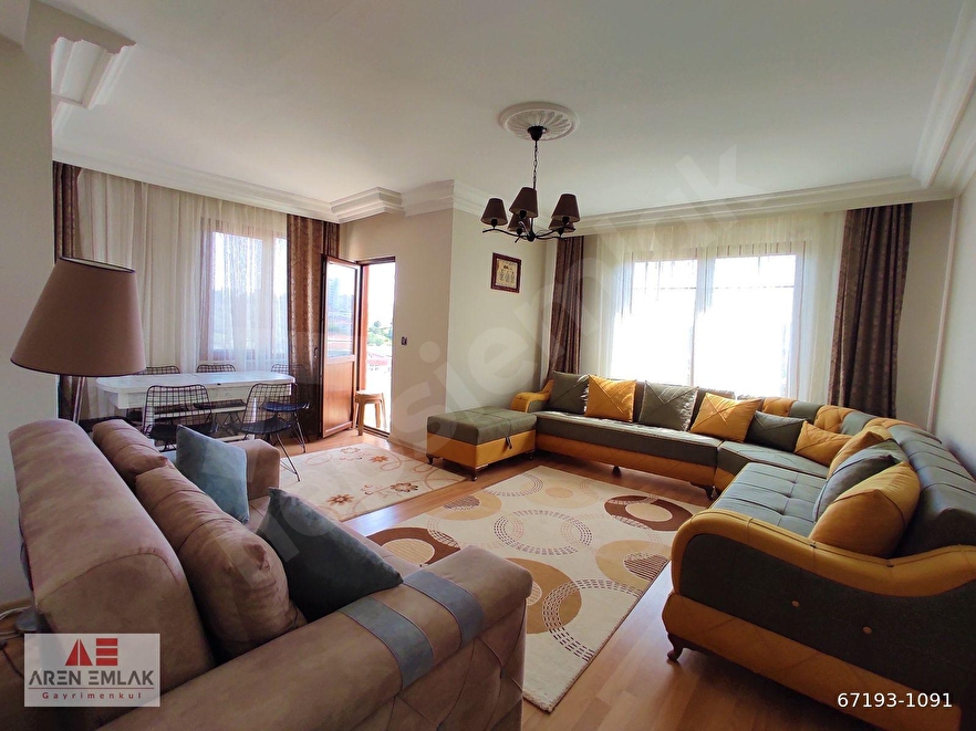 AREN EMLAK | EŞYALI ara kat toplu ulaşıma yakın 1+1  genç binada balkonlu kullanışlı daire