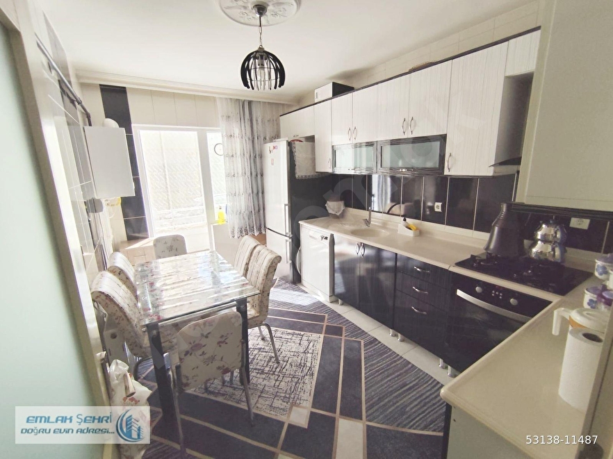 MAMAK ŞAHİNTEPEDE ASANSÖRLÜ BİNADA 140M² ARA KATTA 3+1 DAİRE