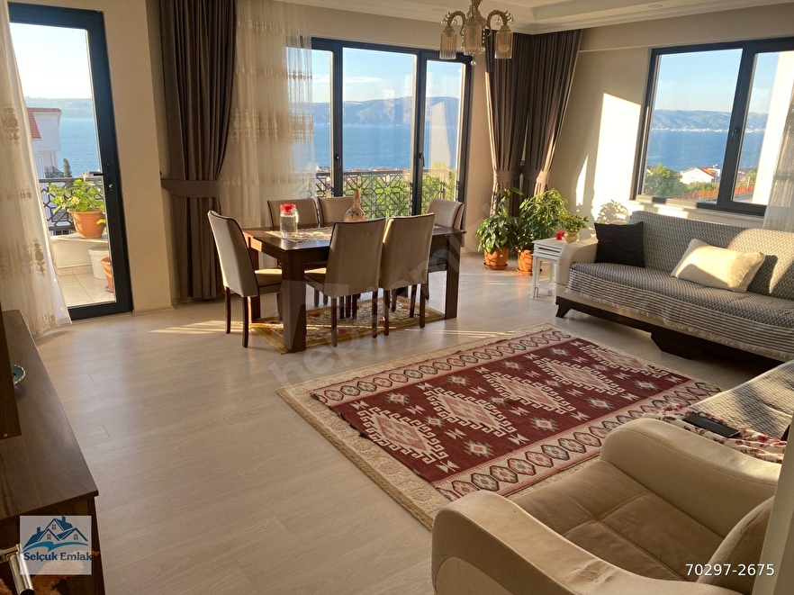 Karamürsel’de Satılık Çatı Dblks,Yeni Bina, Asansörlü, Site İçinde