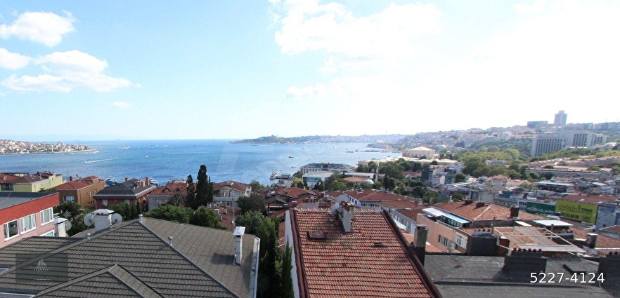 BEŞİKTAŞ SERENCEBEY DE BOĞAZ MANZARALI TERASLI DUBLEKS DAİRE