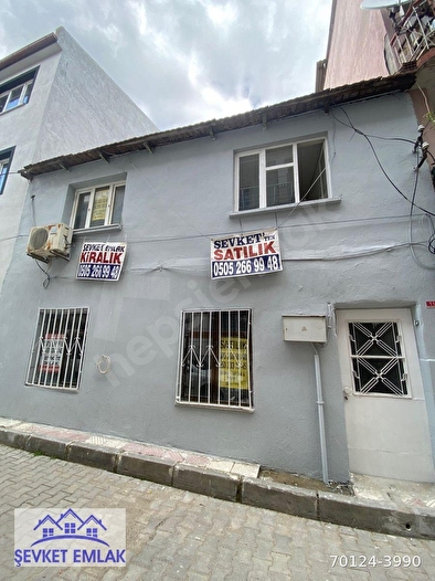 3.950.000 TL BARBAROS MAH SATILIK 2 KATLI BİNA